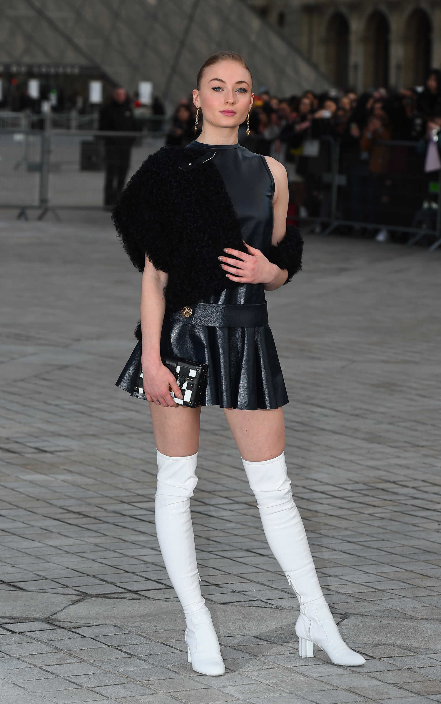Sophie Turner at the Louis Vuitton Show During the Paris Fashion Week – Celeb Donut
