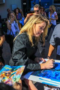 Amber Heard Leaves Conan O’Brien Show in San Diego – Celeb Donut