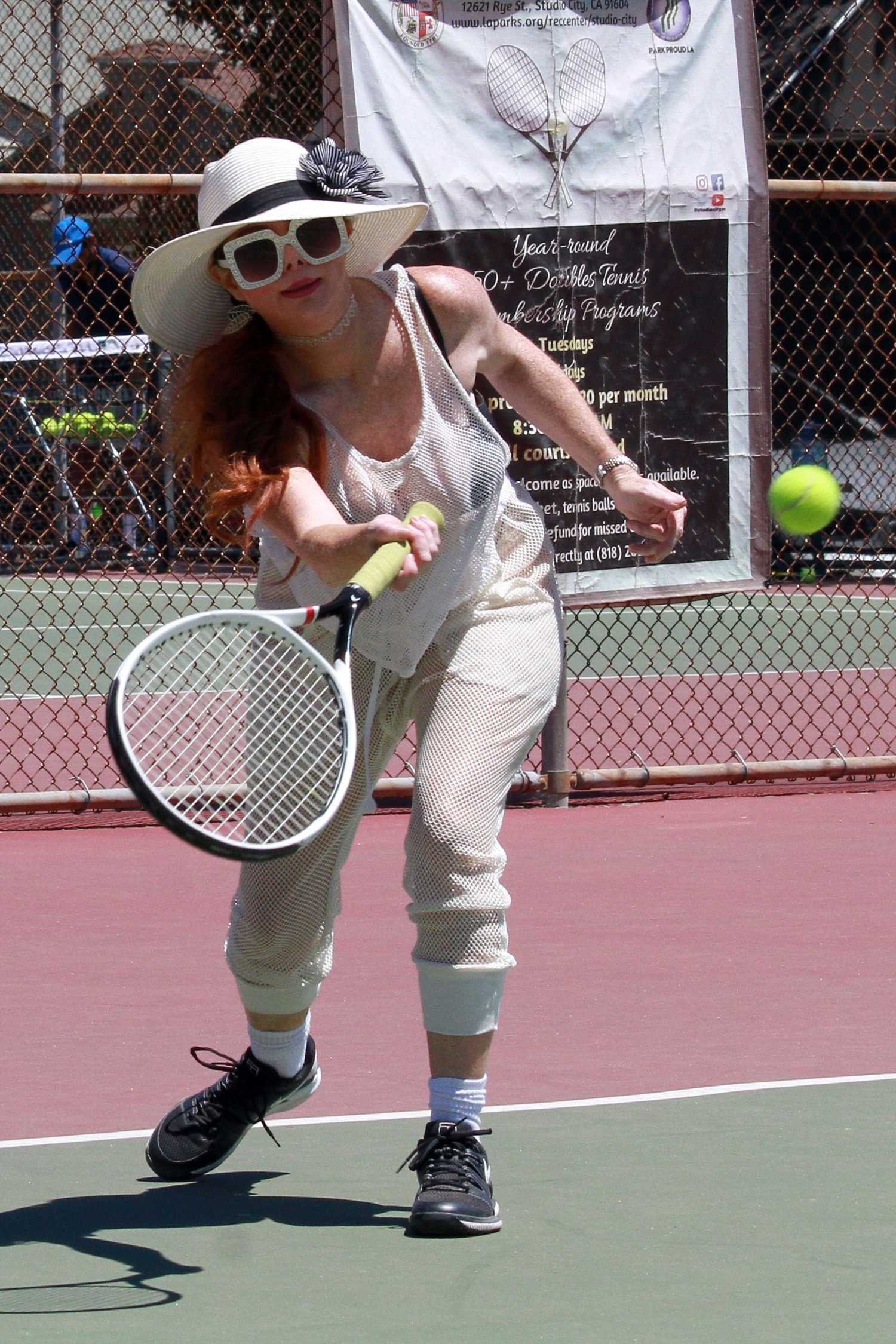 Phoebe Price in a See-Through Outfit Was Seen at the Tennis Court in