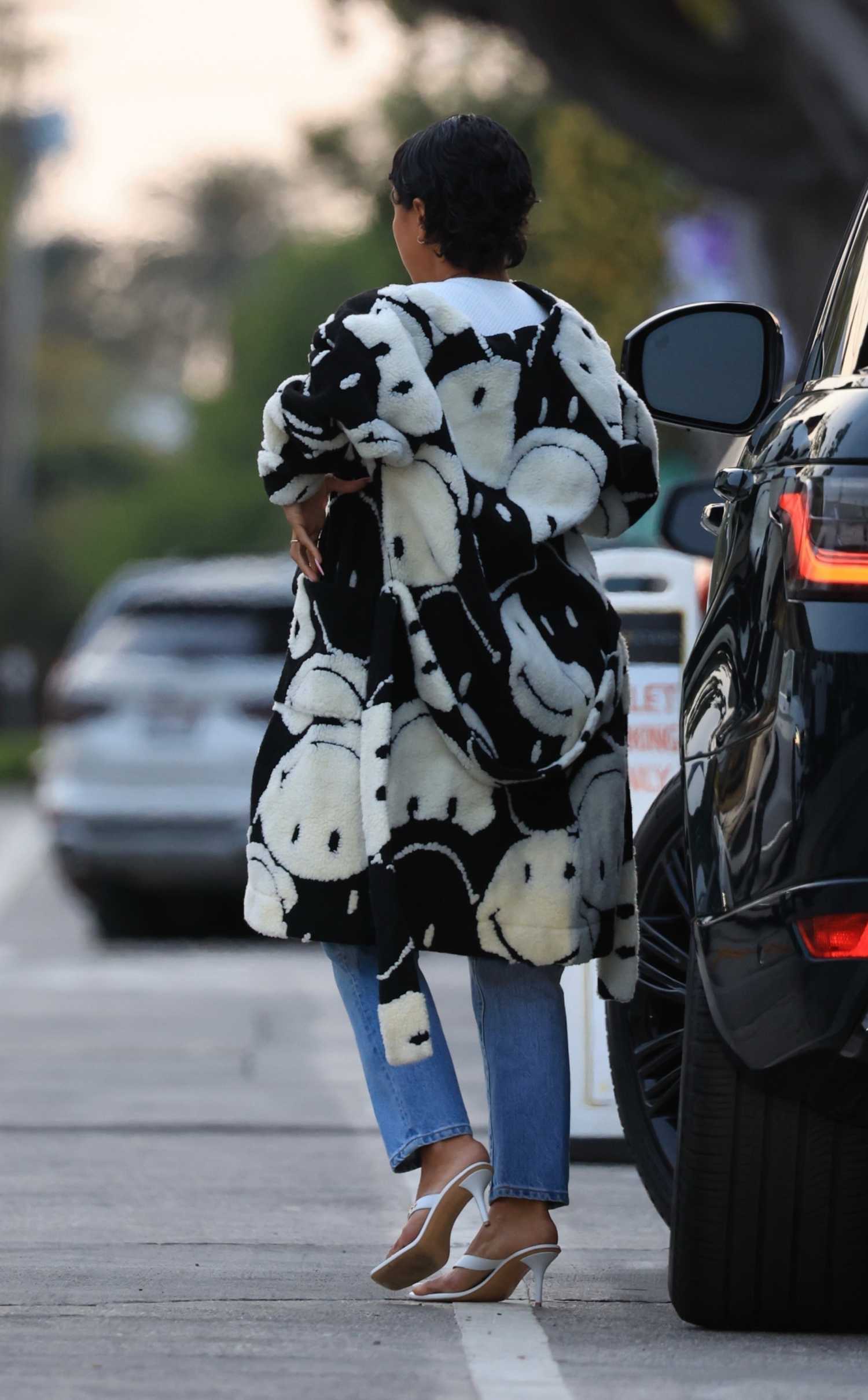 Karrueche Tran In A Smile Print Bathrobe Heads To Dinner At Mr Chow In