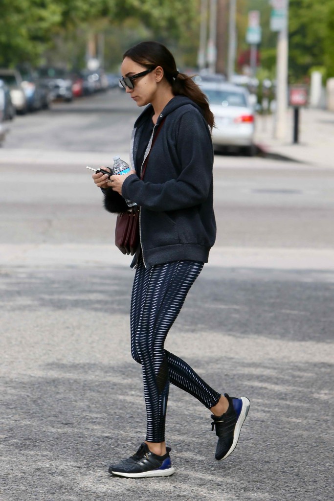 Ashley Madekwe Out in Los Angeles-2