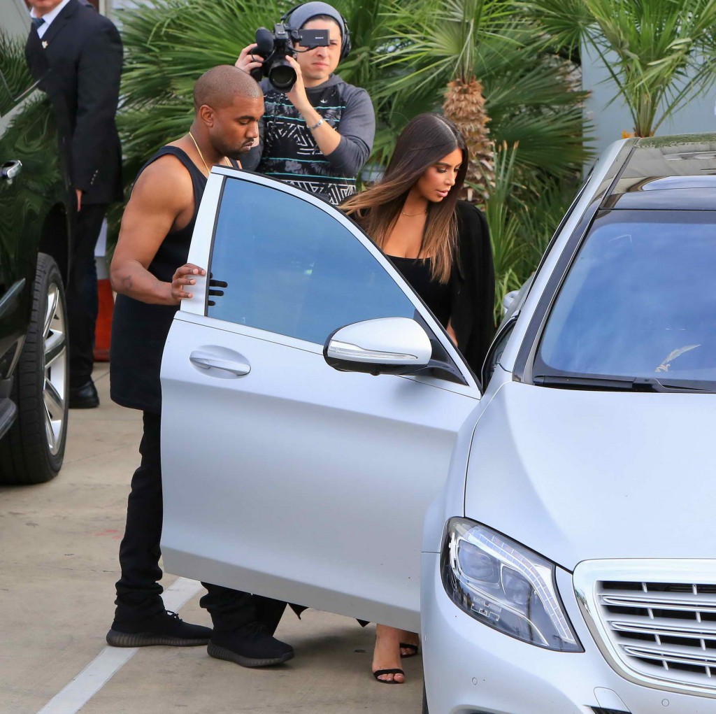 Kim Kardashian Leaves Studio in Los Angeles-4