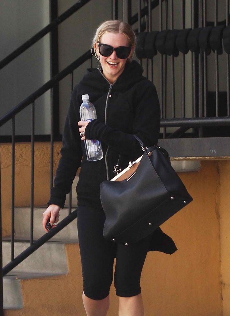 Ashlee Simpson Leaves the Gym in Studio City-4