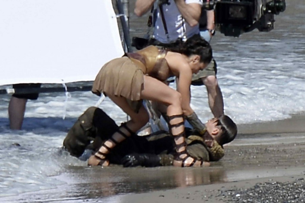 Gal Gadot on the Set of Wonder Woman at the Beach in Italy-3