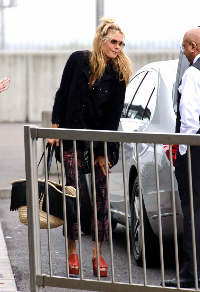 Heidi Klum at a Heathrow Airport in London 04/25/2016-3