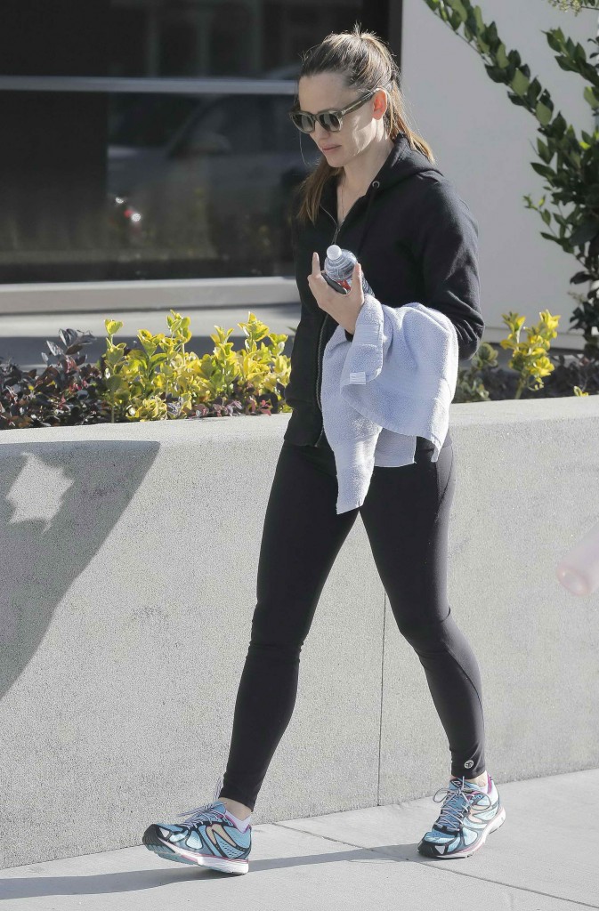 Jennifer Garner Leaves a Gym in Brentwood-3
