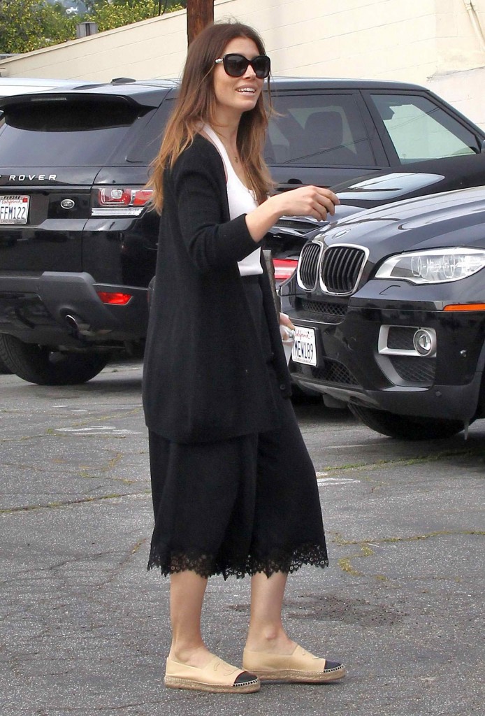 Jessica Biel Out in Los Angeles-4