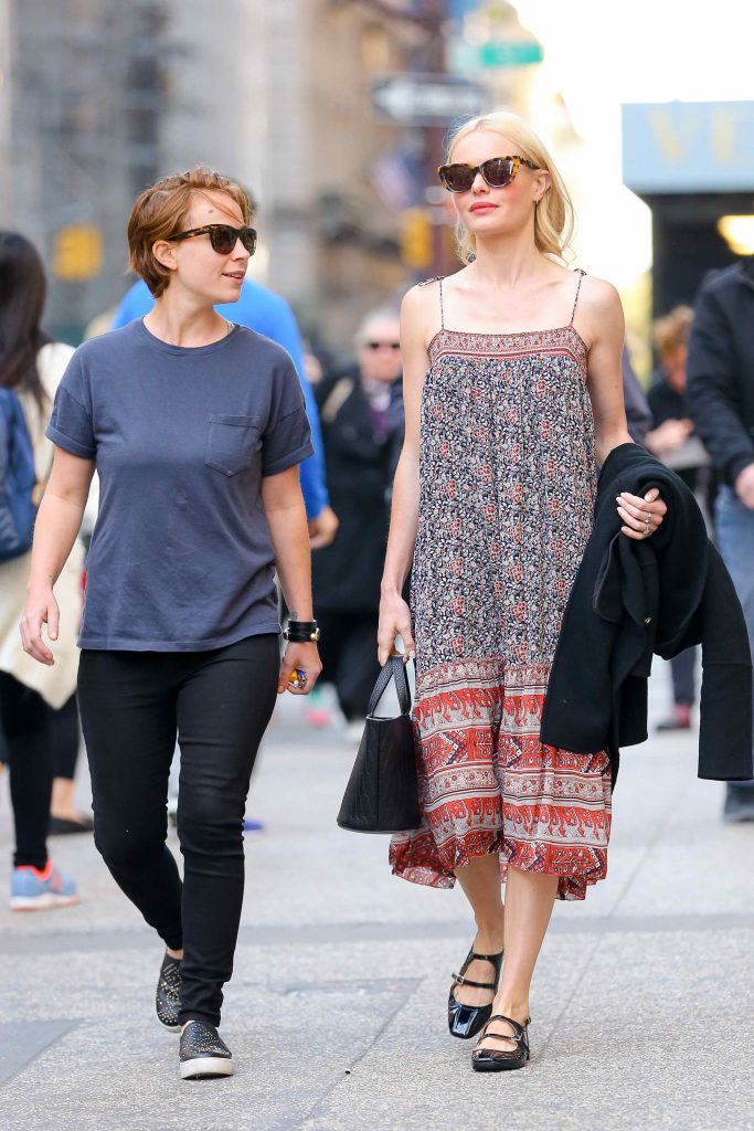 Kate Bosworth Shopping Along 5TH Avenue in New York City-3