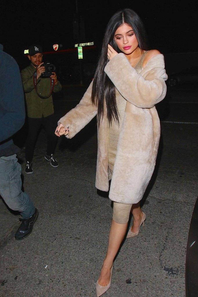 Kylie Jenner Attends The Nice Guy in West Hollywood-3