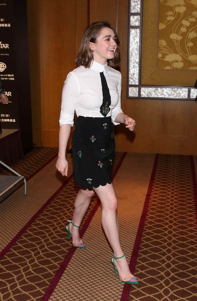 Maisie Williams at the Game of Thrones Season Six Press Conference in Tokyo-5