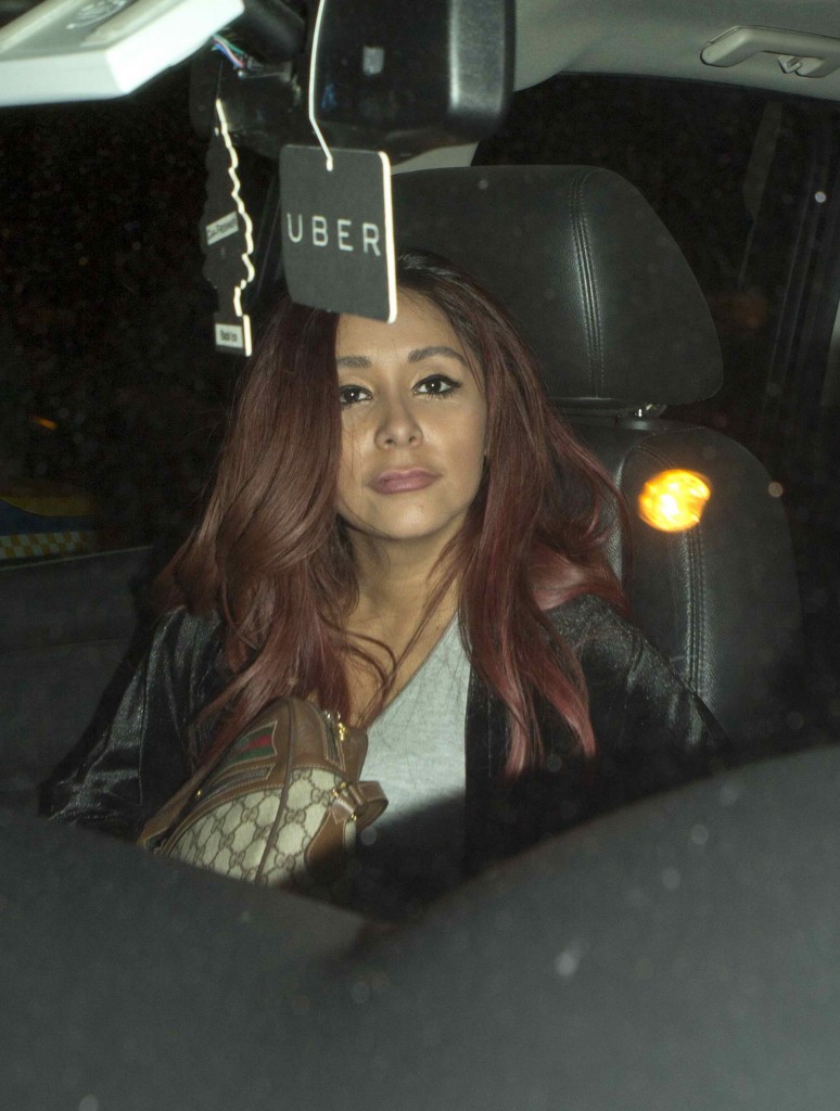 Nicole Polizzi Was Seen in Abbey in West Hollywood-2
