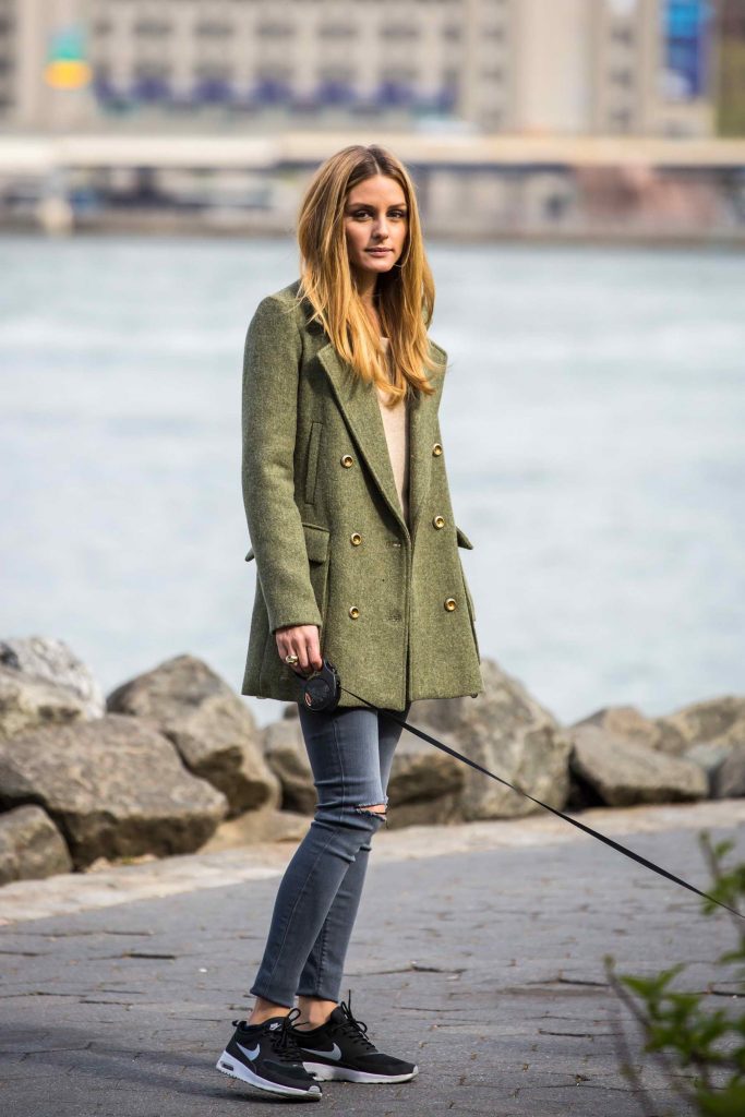 Olivia Palermo Takes a Stroll in the Park in Brooklyn-4