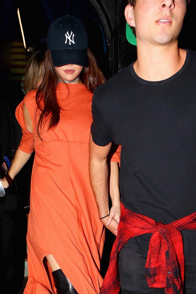 Selena Gomez Leaves Roxy Theatre in West Hollywood-2