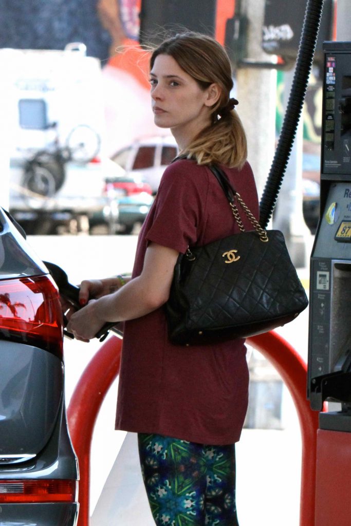 Ashley Greene Was Seen at a Gas Station in West Hollywood-1