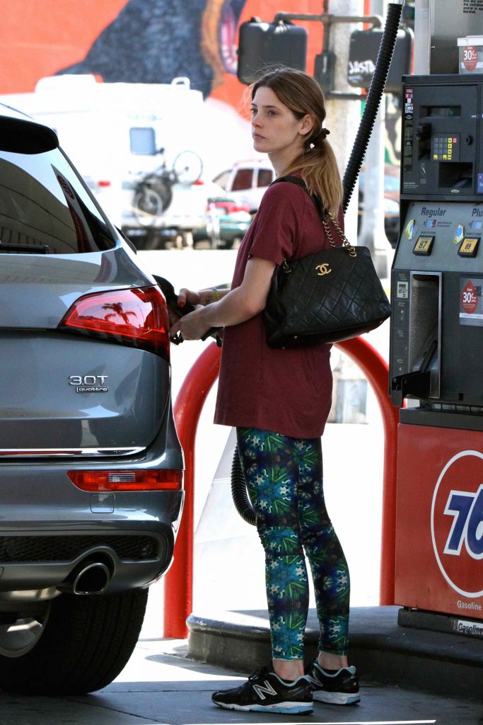 Ashley Greene Was Seen at a Gas Station in West Hollywood-2