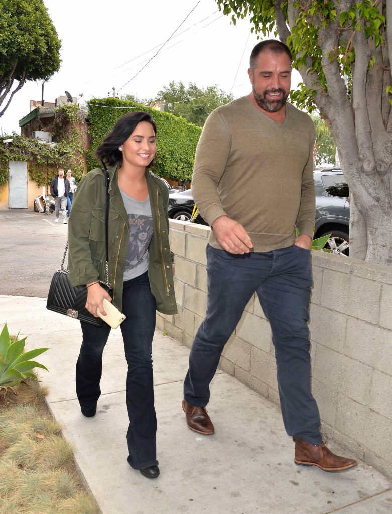 Demi Lovato Visits the Office in West Hollywood-5