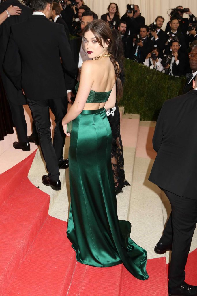 Hailee Steinfeld at the Costume Institute Gala at the Metropolitan Museum of Art in New York City-5