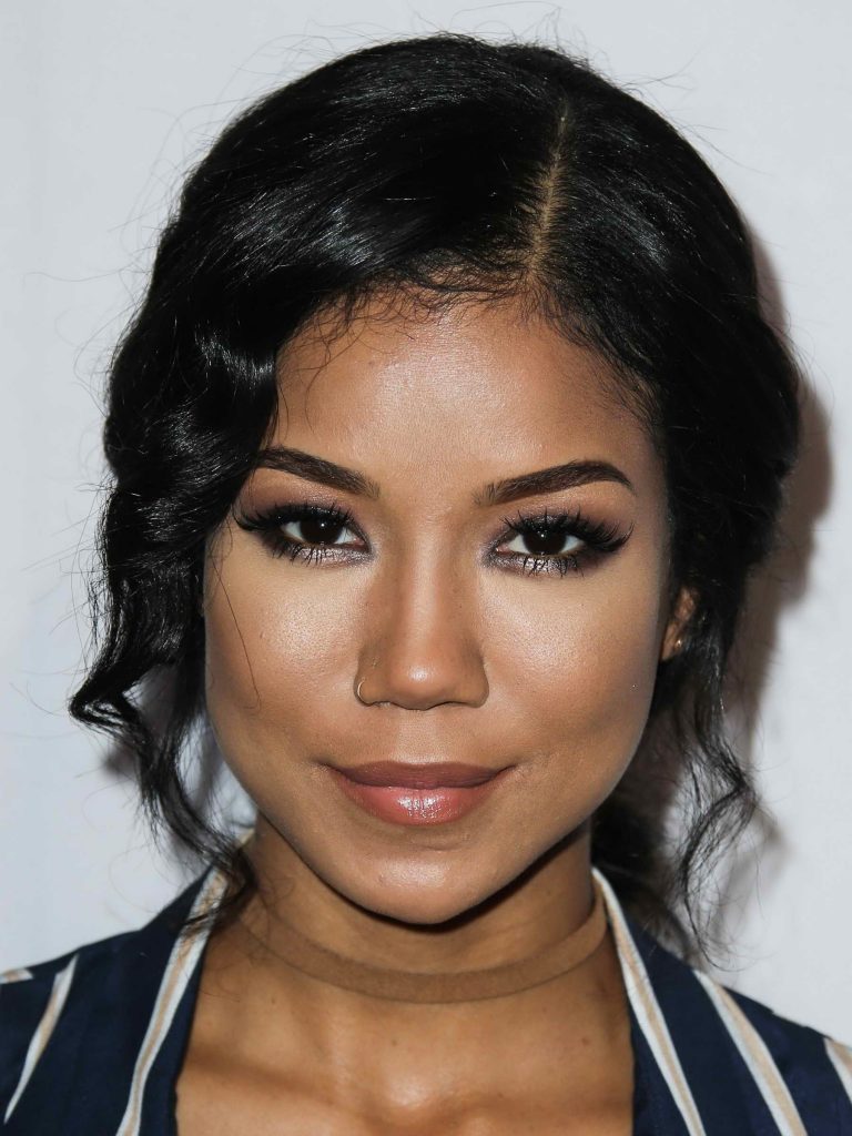 Jhene Aiko at the Humane Society of the United States to the Rescue Gala at Paramount Studios in Hollywood-5