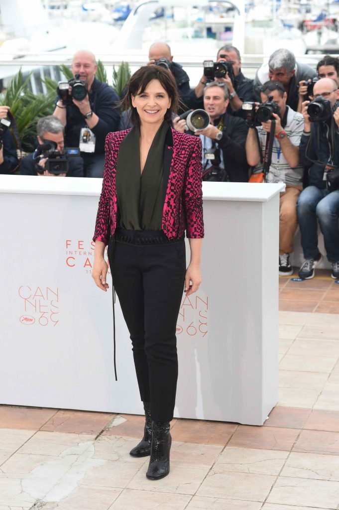 Juliette Binoche at the Slack Bay Photocall During the 69th Annual Cannes Film Festival-2