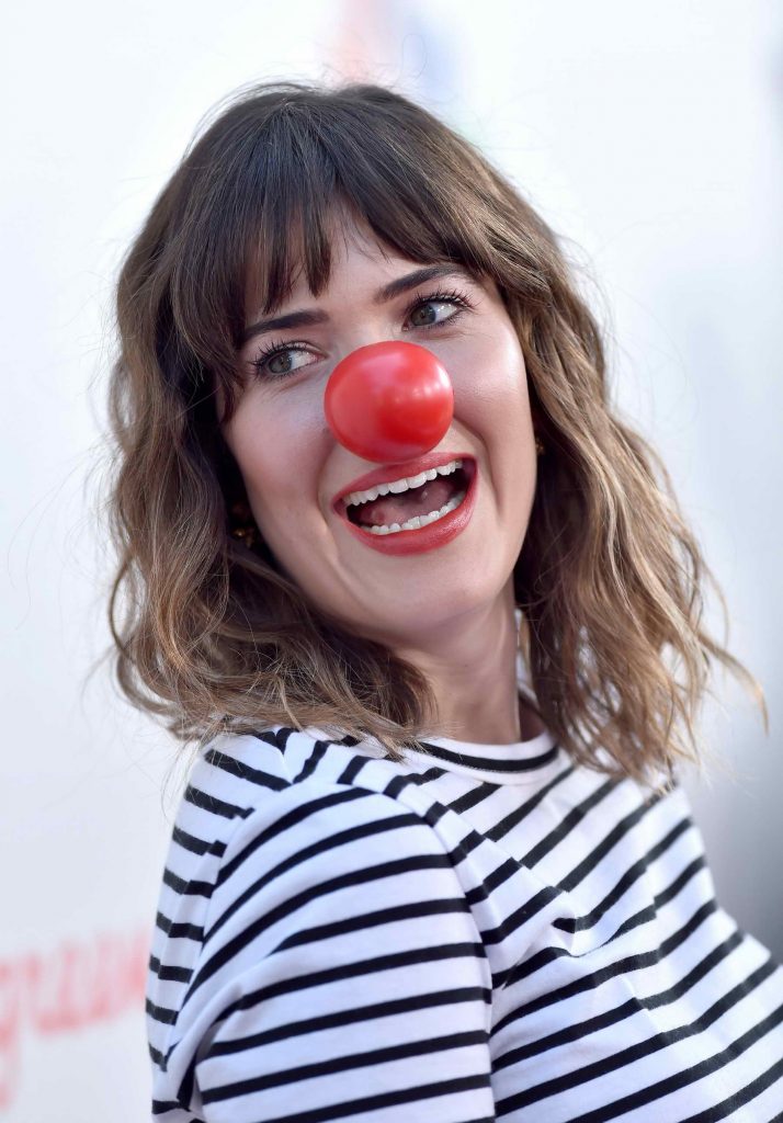 Mandy Moore Attends the NBC's Red Nose Day Special in Los Angeles-1