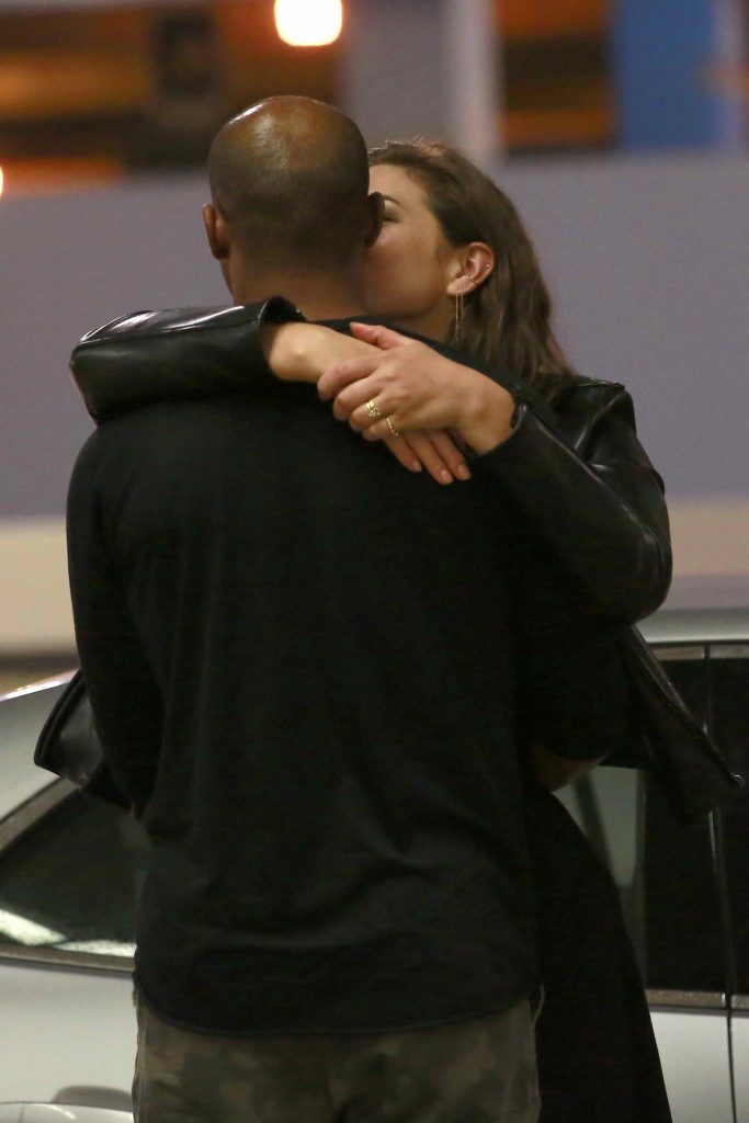 Was Seen at LAX Airport in Los Angeles 06/03/2016-4