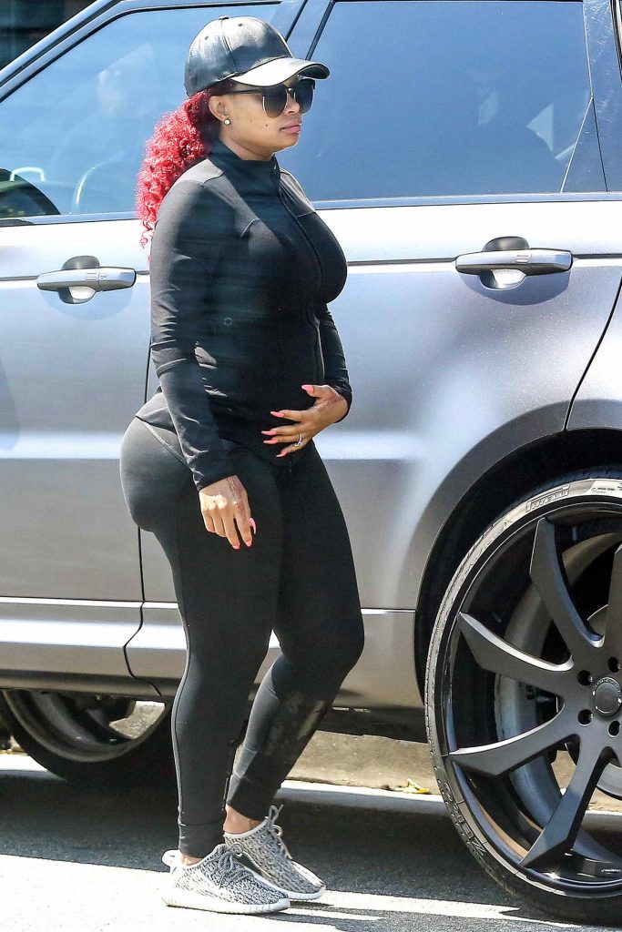 Blac Chyna Was Seen Out in Los Angeles-2