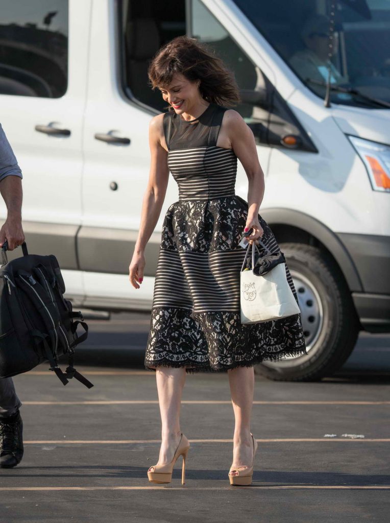 Carla Gugino Arrives at Jimmy Kimmel Live in Los Angeles-2