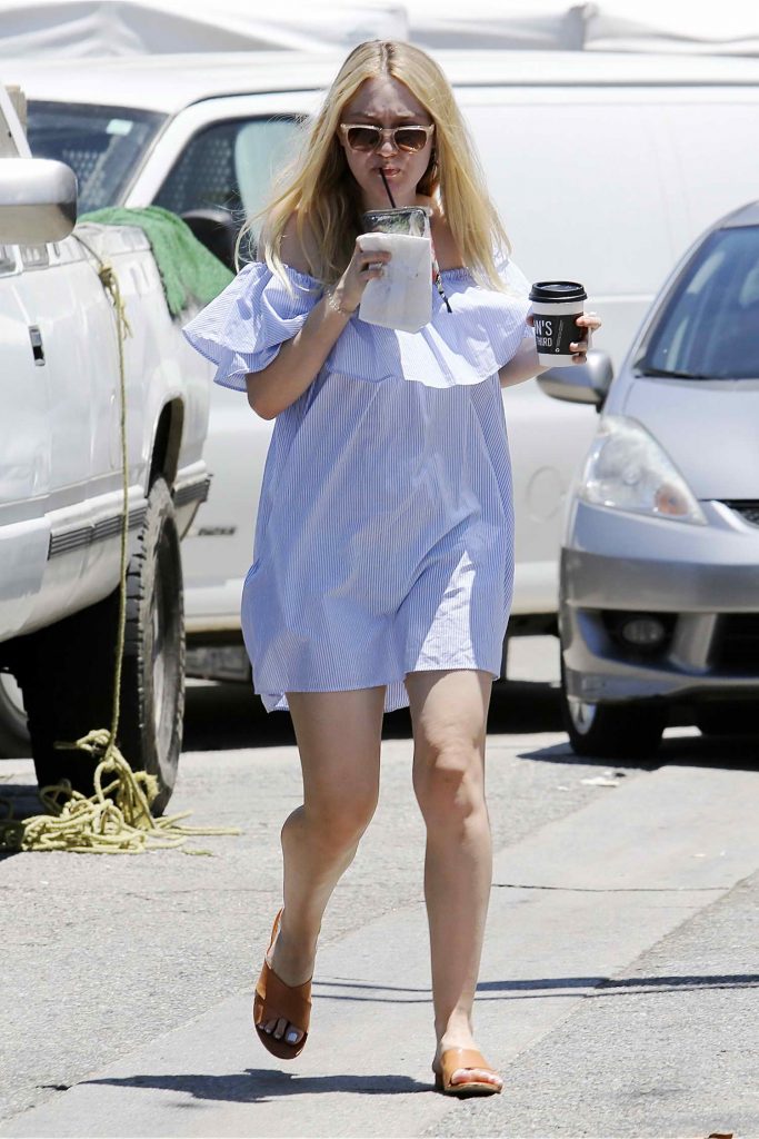 Dakota Fanning With a Cold Drink in Los Angeles-1