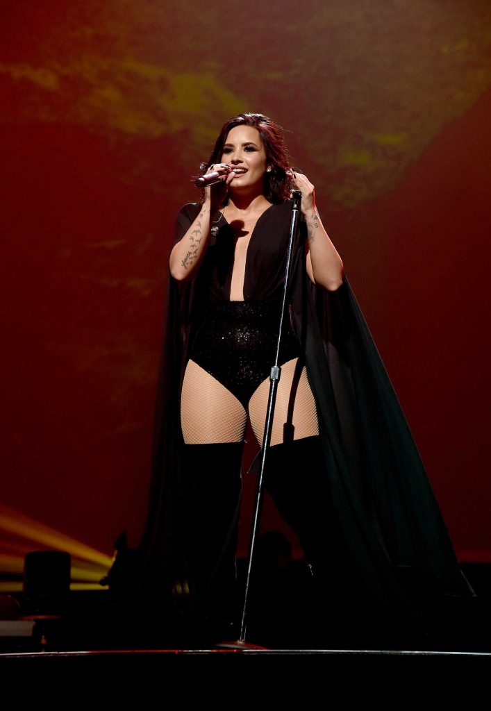 Demi Lovato Performs During 2016 Honda Civic Tour: Future Now in Atlanta-1