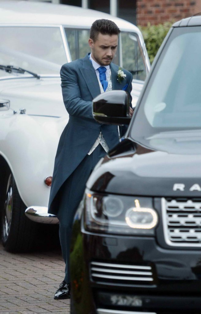 Liam Payne Attends a Wedding-4