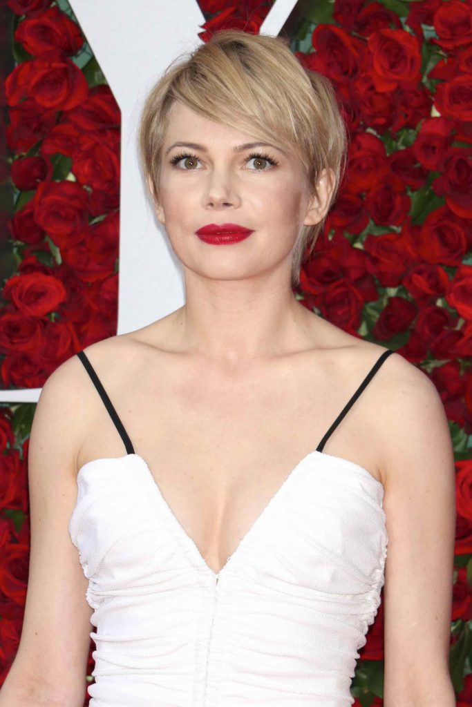 Michelle Williams at 2016 Tony Awards in New York-5