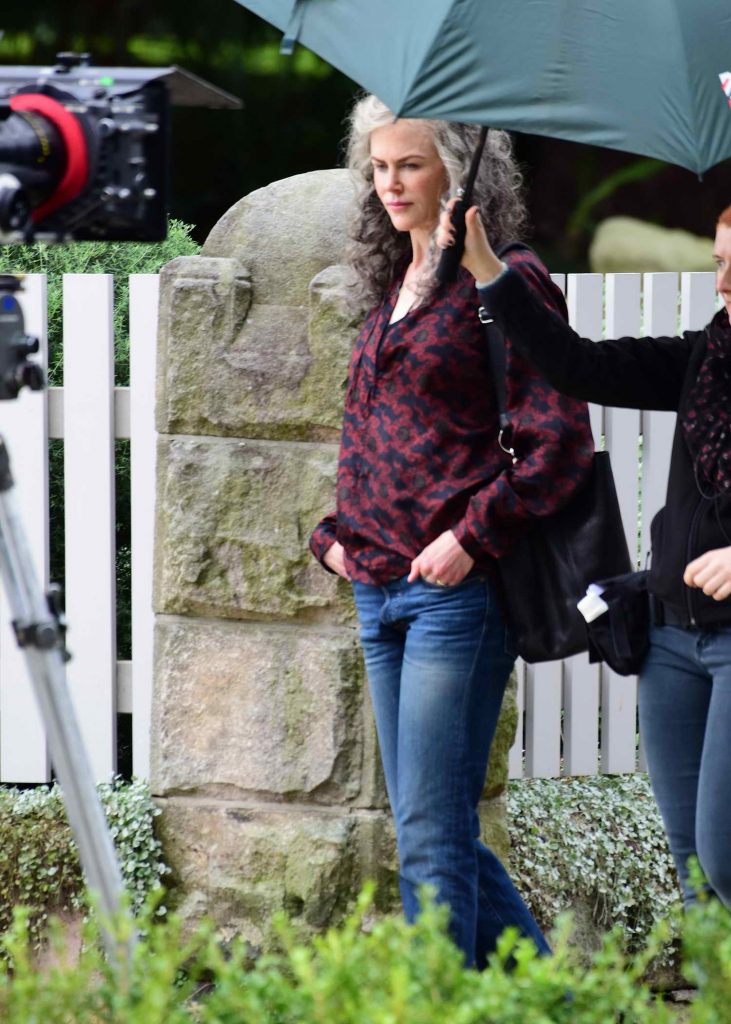 Nicole Kidman on Set of Top of the Lake in Centennial Park in Sydney-3