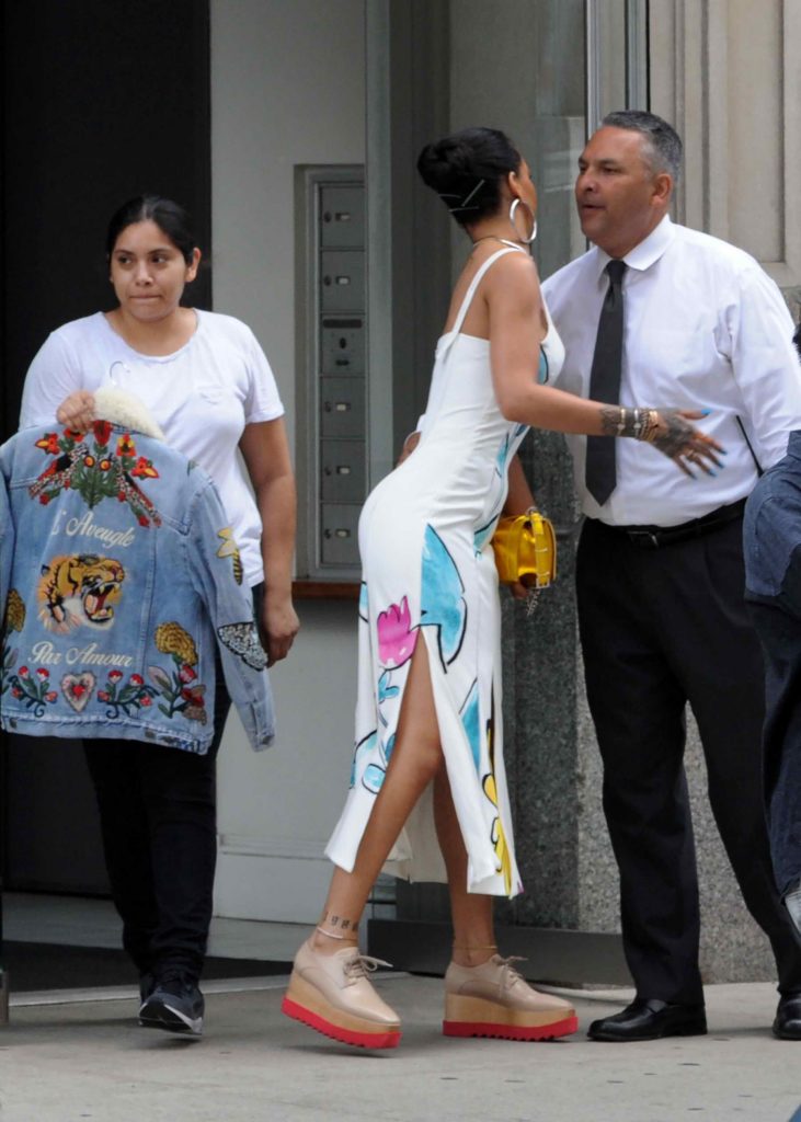 Rihanna Out and About in New York City-4