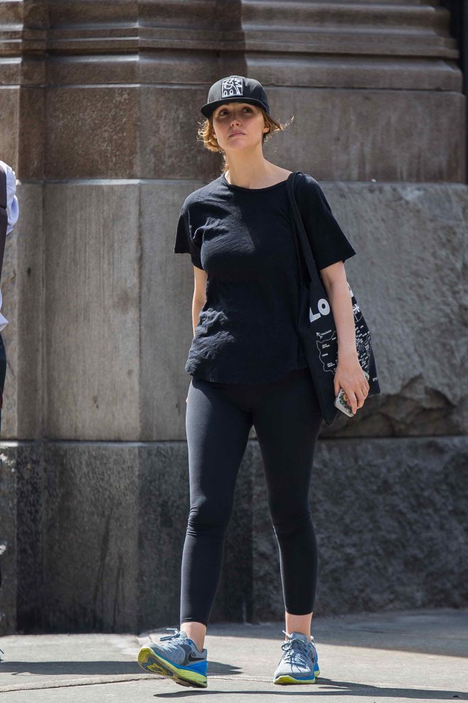 Rose Byrne Was Seen Out in New York City-2