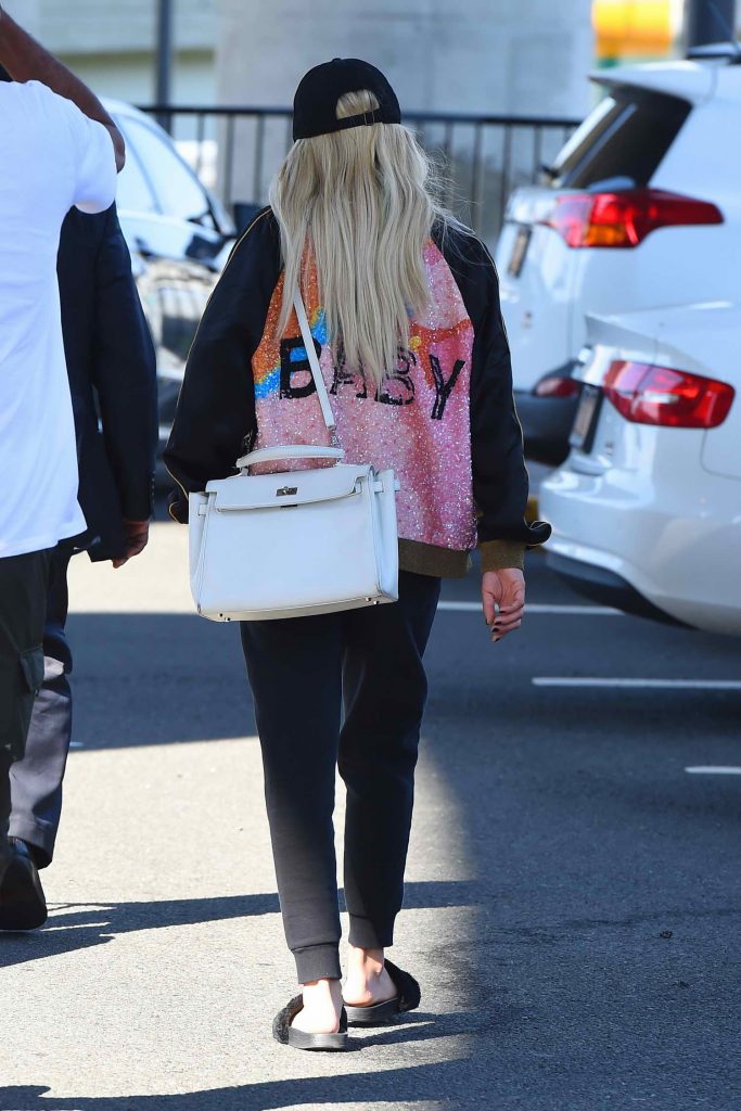Sofia Richie Arrives at JFK Airport in New York City-5