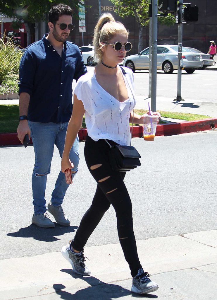 Ashley Benson Was Seen Out in West Hollywood-2