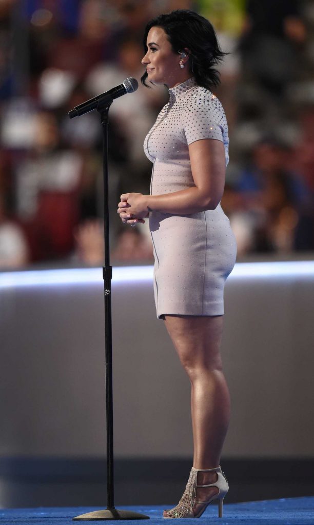 Demi Lovato at Democratic National Convention in Philadelphia-4