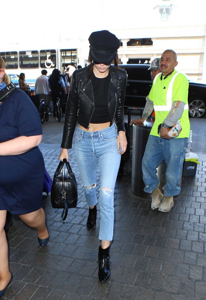 Kendall Jenner Arrives at LAX Airport in LA-4