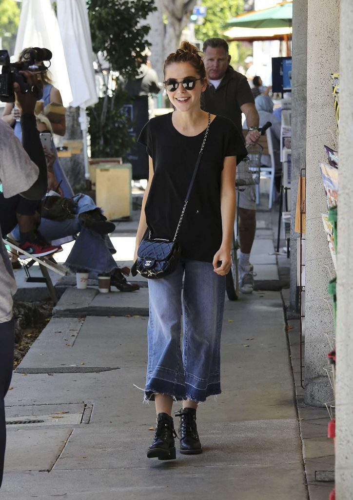 Kiernan Shipka Was Seen Out in Los Angeles-2