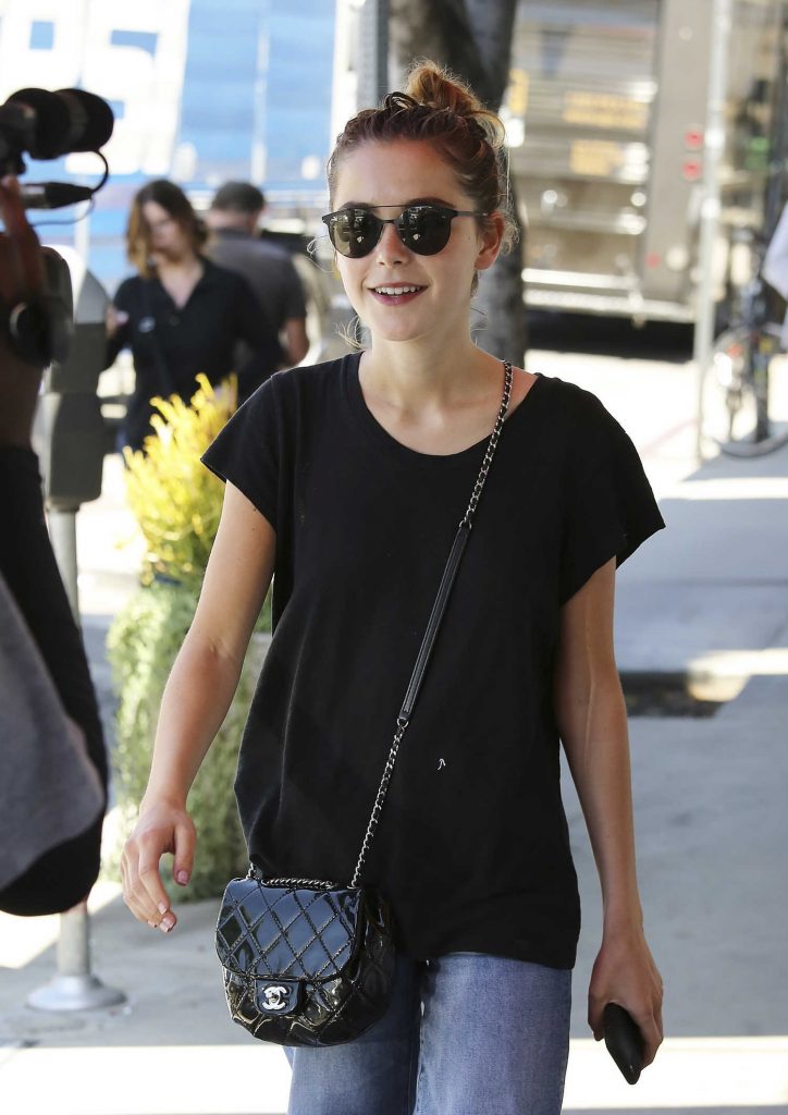 Kiernan Shipka Was Seen Out in Los Angeles-3