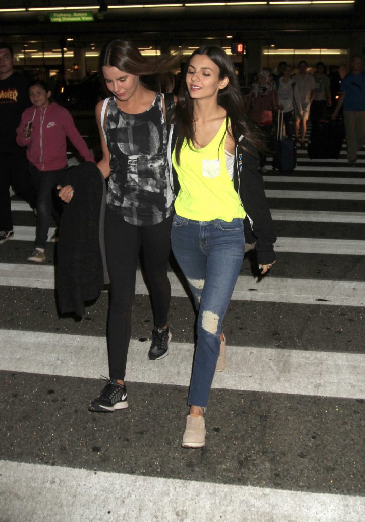 Victoria Justice at LAX Airport in Los Angeles-1