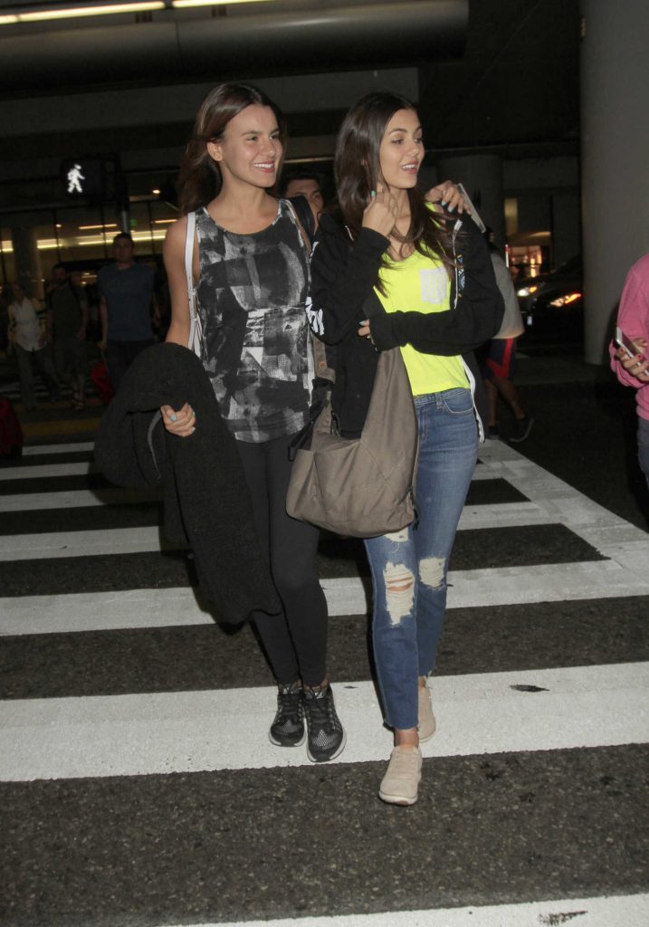 Victoria Justice at LAX Airport in Los Angeles-3