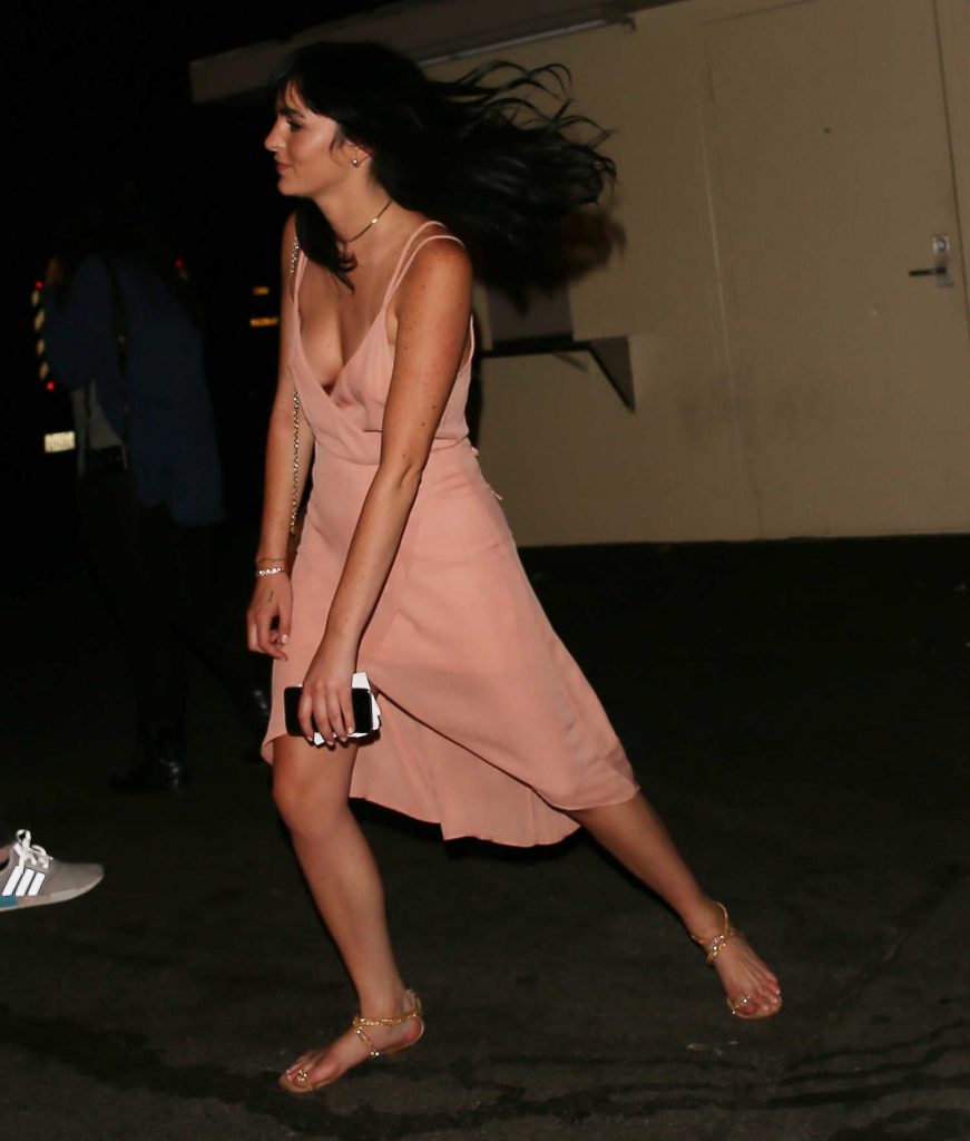 Ali Lohan Arrives to Coldplay Concert in Los Angeles-5
