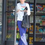 Anna Faris Goes Shopping Out in Los Angeles