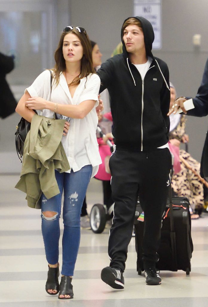 Danielle Campbell Arrives at JFK Airport in New York-5