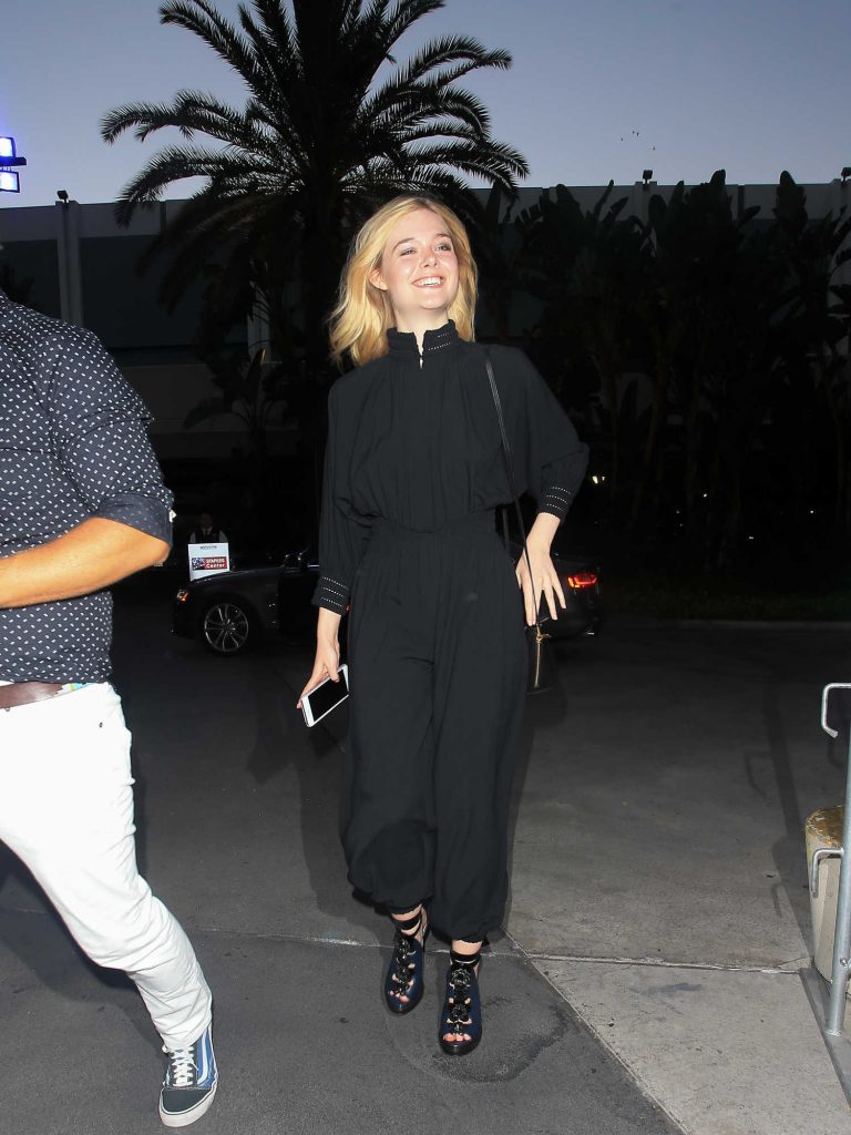 Elle Fanning at Staples Centre in Los Angeles-1