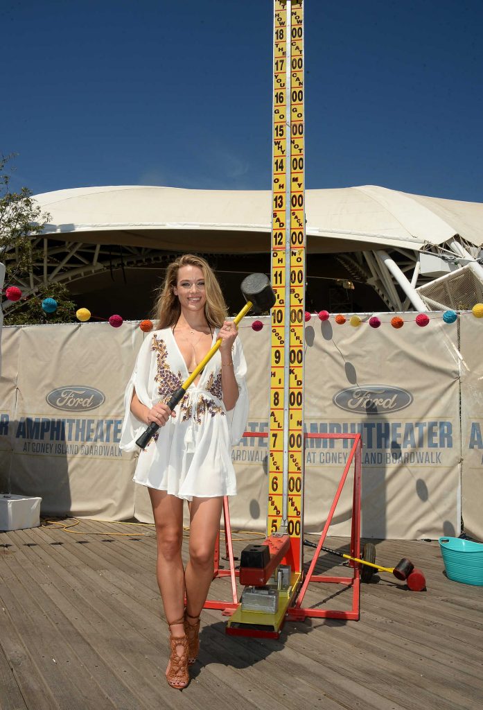 Hannah Ferguson at the Sports Illustrated Summer of Swim Fan Festival at Coney Island in NY-5