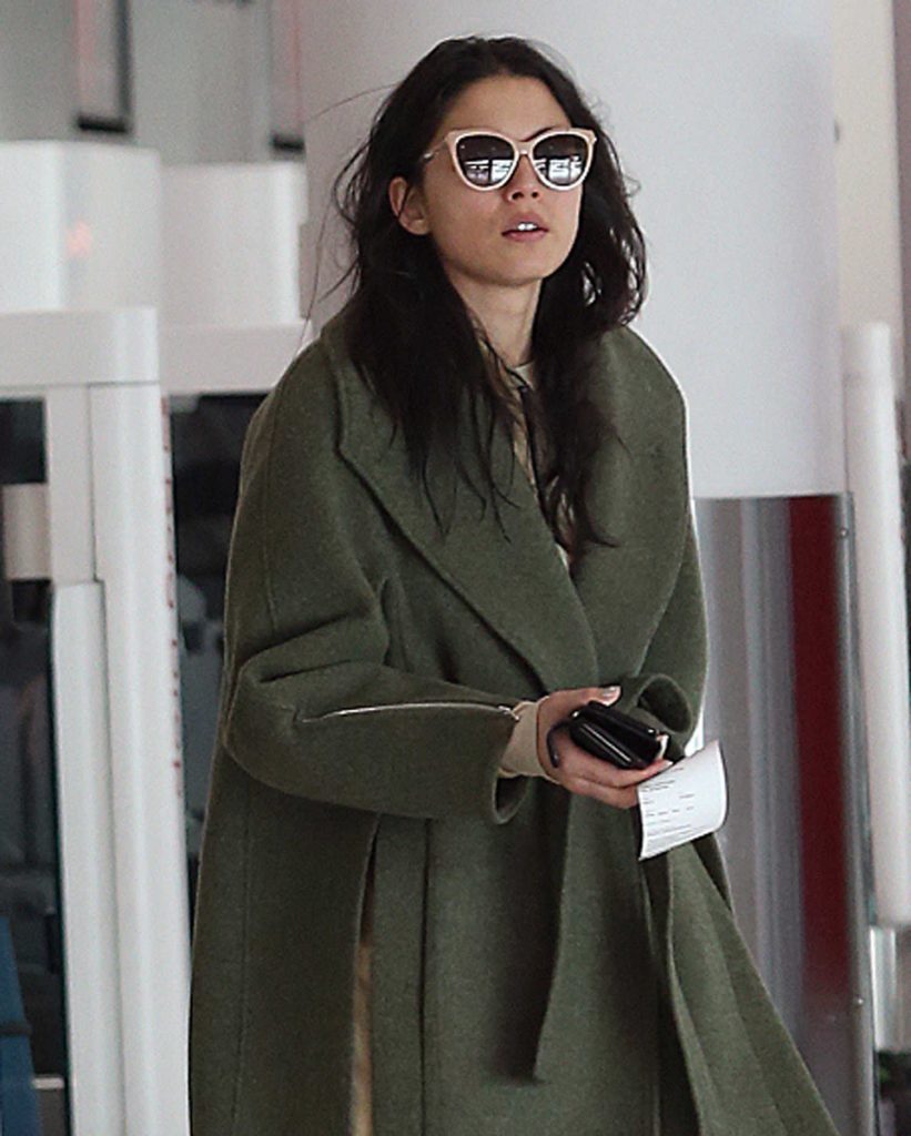 Jessica Gomes Was Seen at the Airport in Perth, Western Australia-4