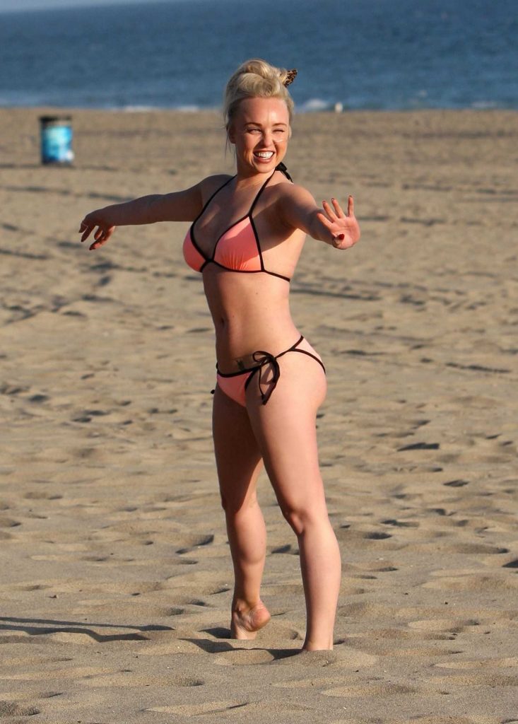 Jorgie Porter in Bikini at the Beach in Malibu-1