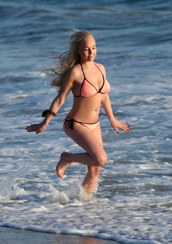 Jorgie Porter in Bikini at the Beach in Malibu-4